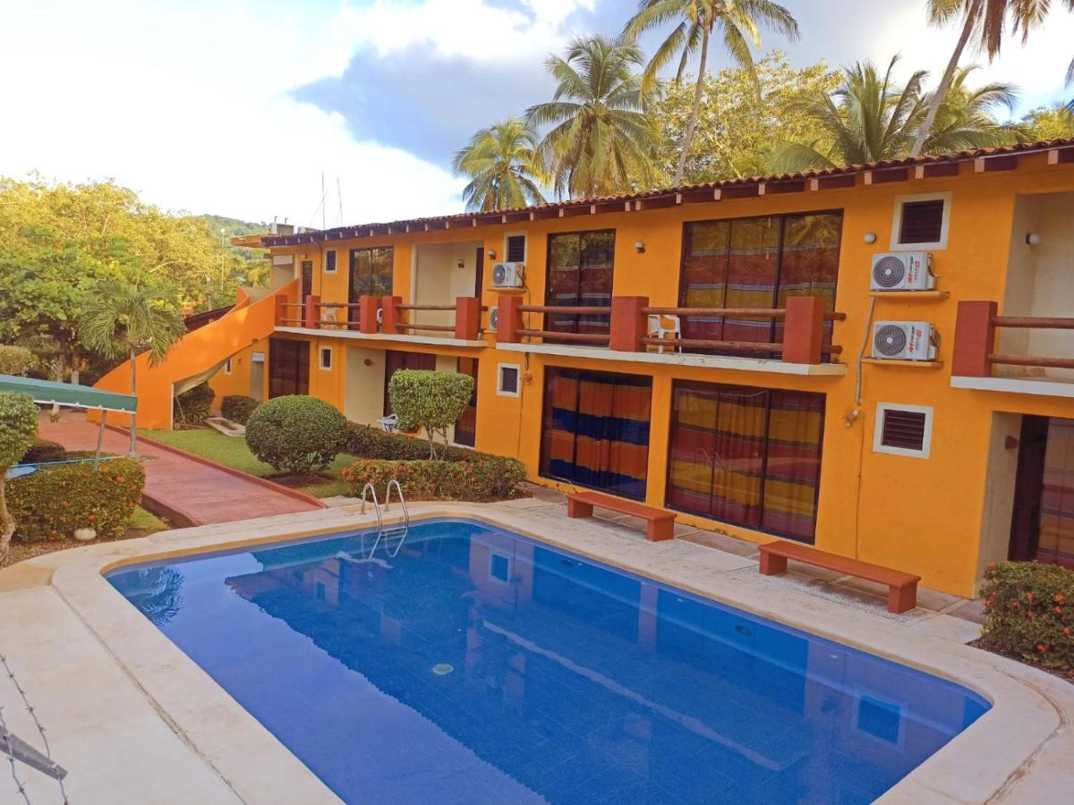 Hotel J.B. Zihuatanejo Esterno foto