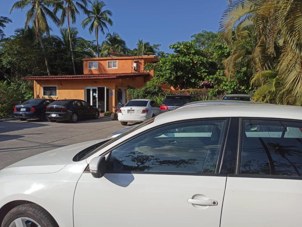 Hotel J.B. Zihuatanejo Esterno foto