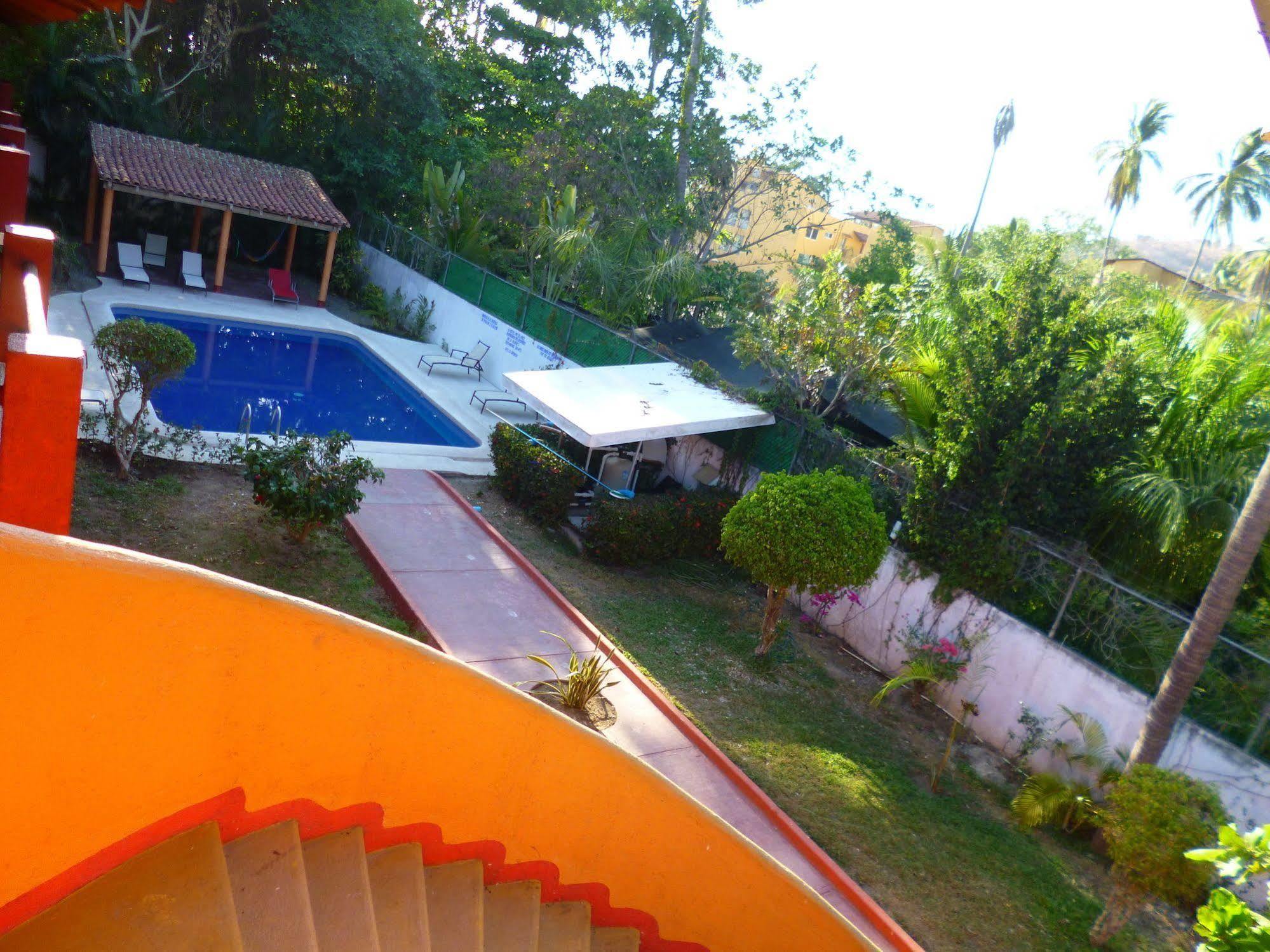Hotel J.B. Zihuatanejo Esterno foto