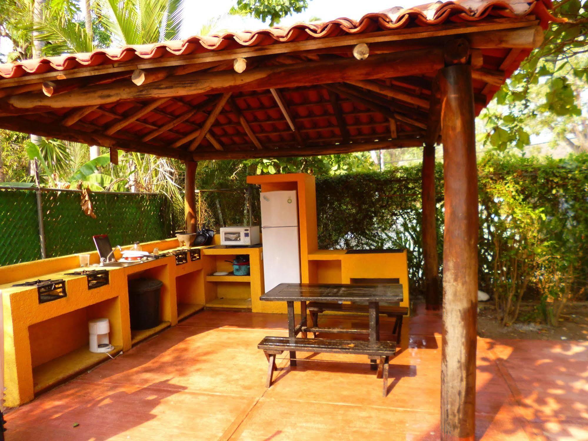 Hotel J.B. Zihuatanejo Esterno foto